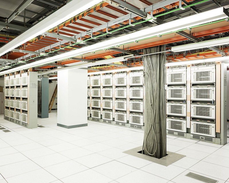 Architecture of Hidden Activity