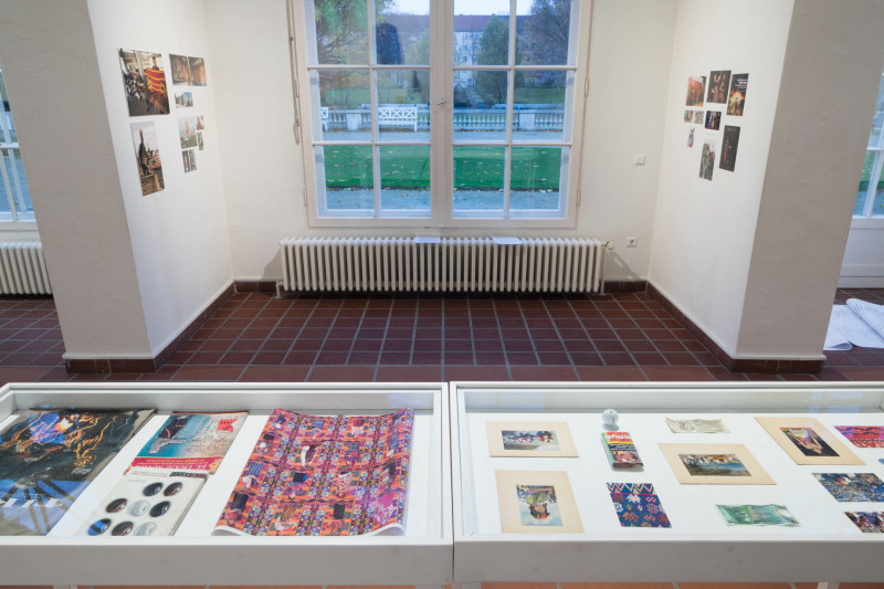 Blick auf die Vitrine