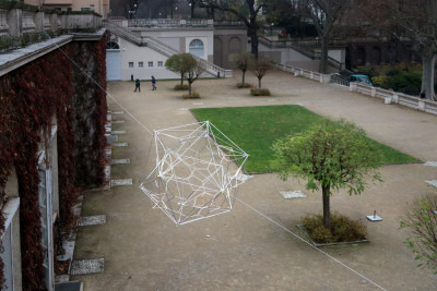 Blick von oben auf das Kunstwerk