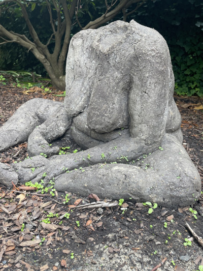Skulptur eines weibliche Körpers